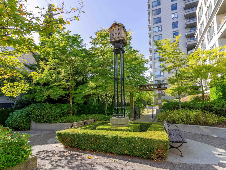305-3588 Crowley Drive, Vancouver, BC, V5R 6H3 - 24