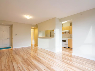 305-3588 Crowley Drive - 4