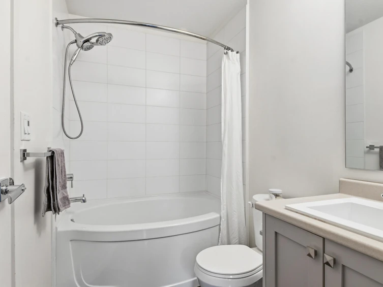 116-2238 Whatcom Road, Abbotsford, BC, V3G 0E6 - 19