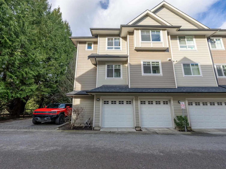24-14285 64 Avenue, Surrey, BC, V3W 1Z2 - 2