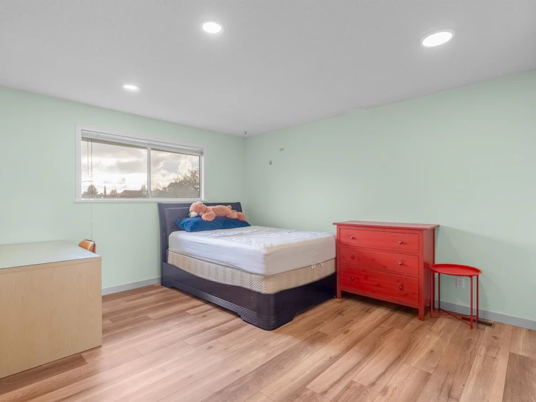 9760 Dayton Avenue, Richmond, BC, V6Y 3E8 - 18