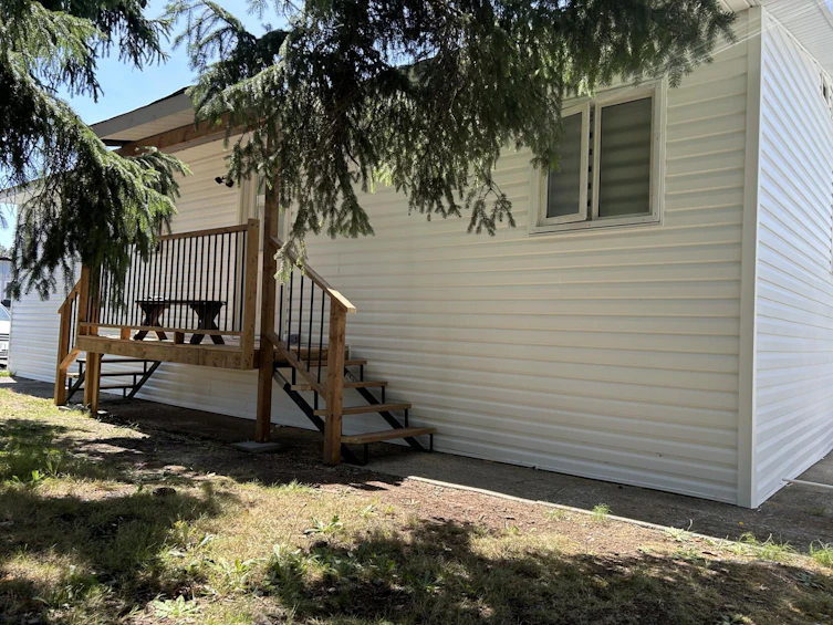 212-201 Cayer Street, Coquitlam, BC, V3K 5A9 - 3