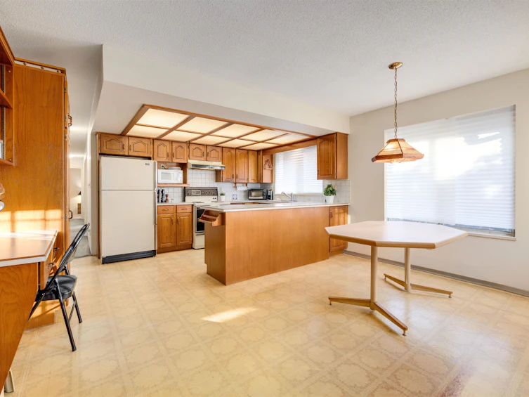 10740 Agassiz Court, Richmond, BC, V7A 4K2 - 9