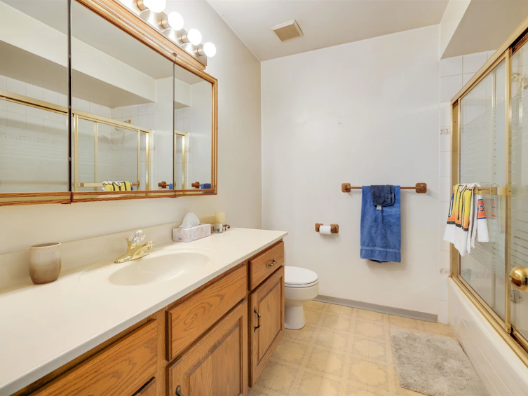 10740 Agassiz Court, Richmond, BC, V7A 4K2 - 14