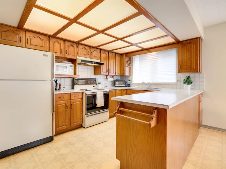 10740 Agassiz Court, Richmond, BC, V7A 4K2 - 10