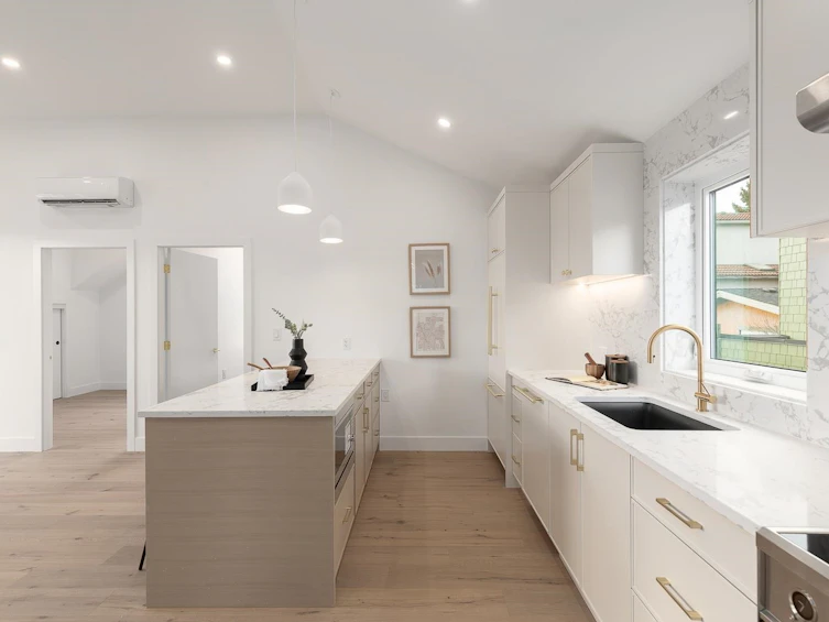 464 E 17th Avenue, Vancouver, BC, V5V 1B1 - 5