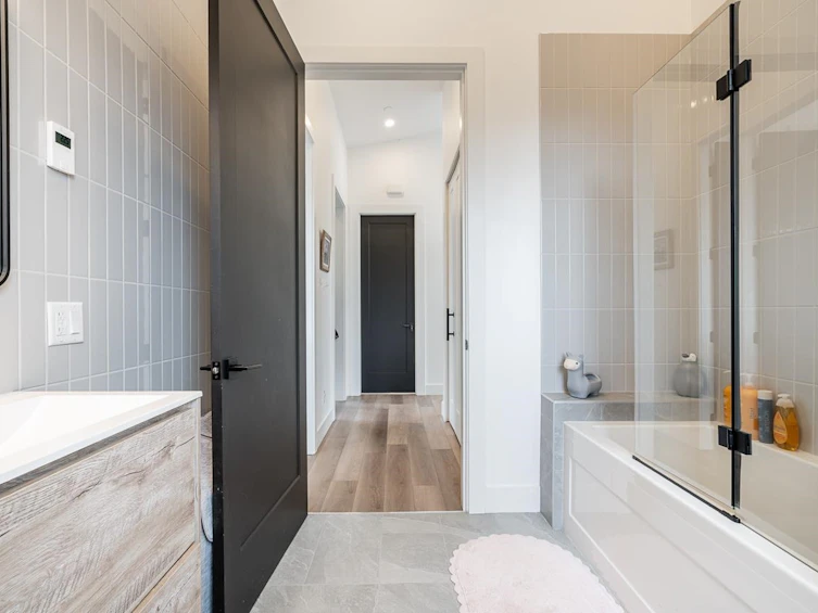35727 Shook Road, Mission, BC, V2V 7L7 - 24