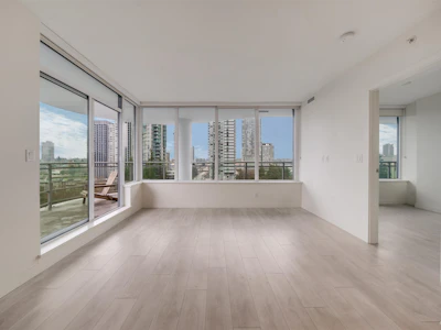 903-13318 104 Avenue - 3