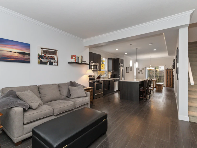 126-5888 144 Street, Surrey, BC, V3X 0G8 - 5