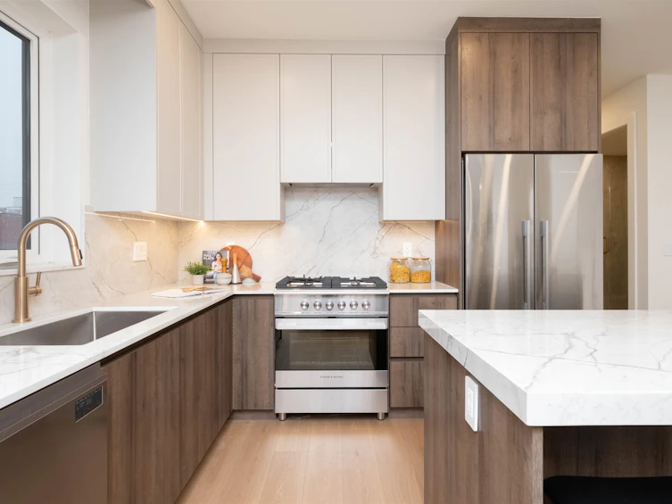 2-2667 E Pender Street, Vancouver, BC, V5K 2B6 - 10
