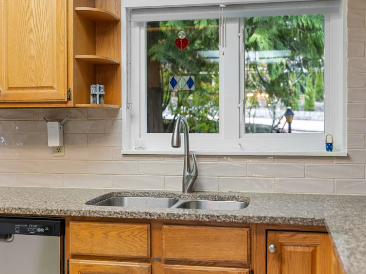 479 E 29th Street, North Vancouver, BC, V7N 1E2 - 8