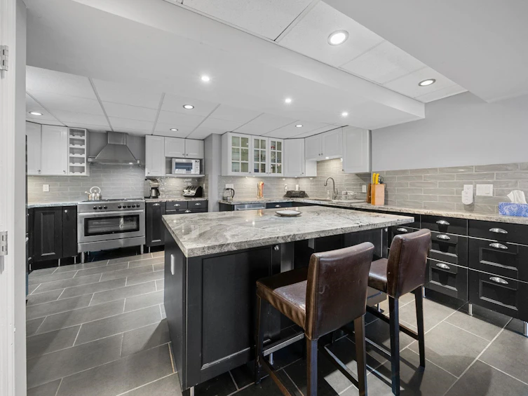 479 E 29th Street, North Vancouver, BC, V7N 1E2 - 24