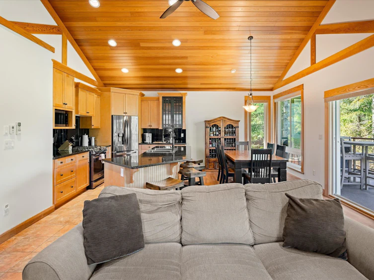 2314 Cayley Close, Whistler, BC, V8E 0A8 - 6