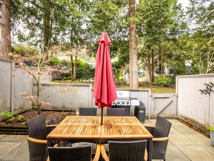 2060 Deep Cove Crescent, North Vancouver, BC, V7G 1T2 - 24