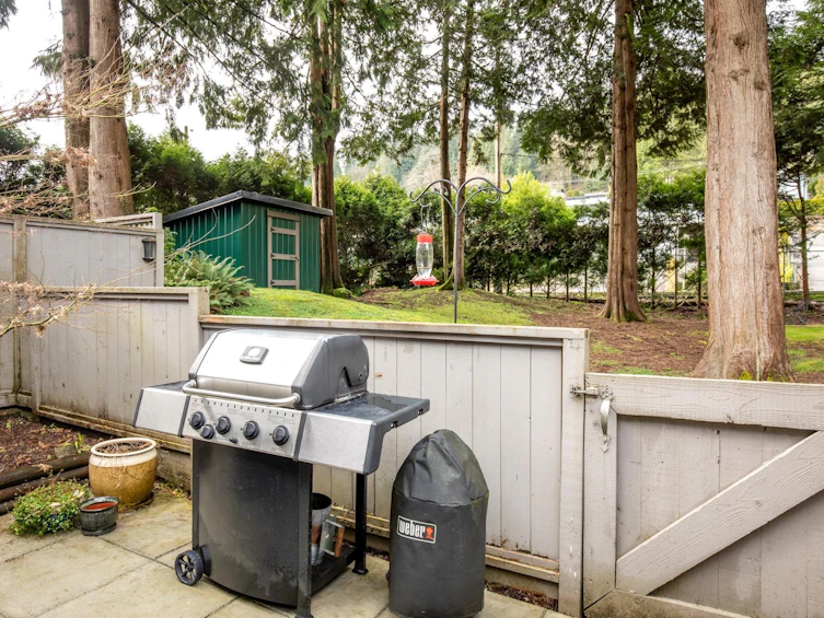 2060 Deep Cove Crescent, North Vancouver, BC, V7G 1T2 - 26