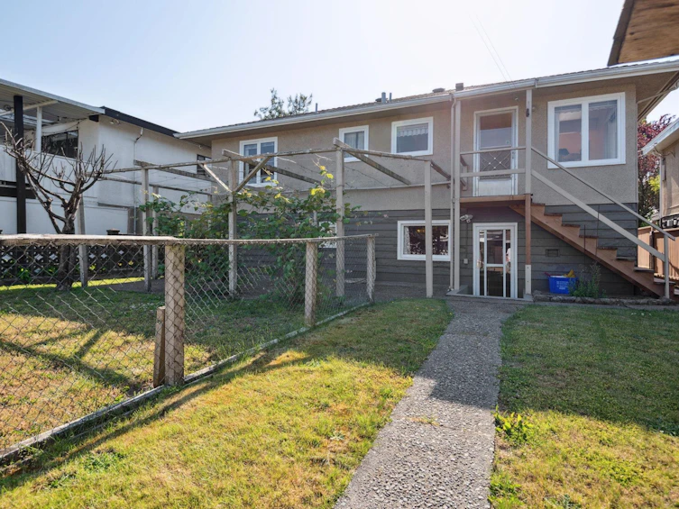4262 Dumfries Street, Vancouver, BC, V5N 3T2 - 40