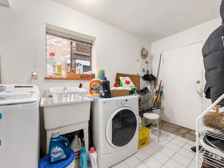 4240 Dundas Street, Burnaby, BC, V5C 1B1 - 25