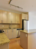 233 5160 Davis Bay Road