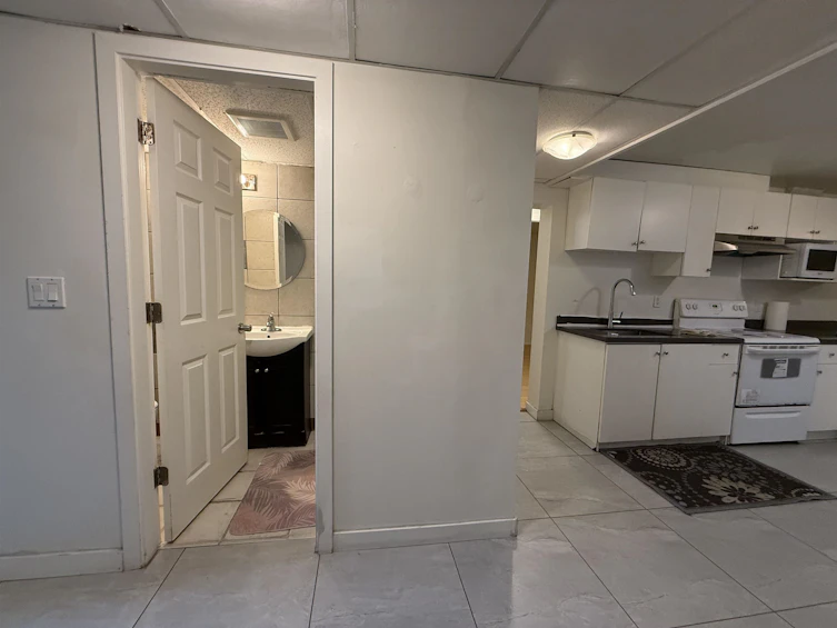 5828 Kerr Street, Vancouver, BC, V5R 4C1 - 21