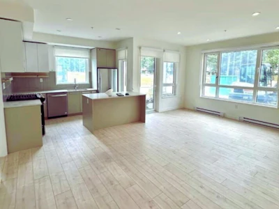 105-13788 76 Avenue - 4