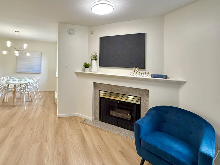 101-3638 Rae Avenue, Vancouver, BC, V5R 2P5 - 4