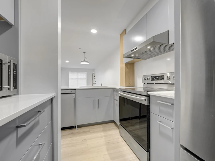 201-1011 W King Edward Avenue, Vancouver, BC, V6H 1Z3 - 8