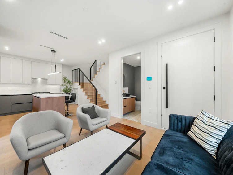 3483 Adanac Street, Vancouver, BC, V5K 4P4 - 6