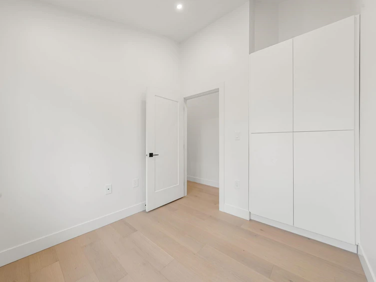 3483 Adanac Street, Vancouver, BC, V5K 4P4 - 17