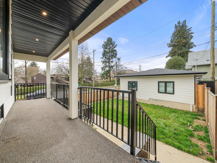 3483 Adanac Street, Vancouver, BC, V5K 4P4 - 35