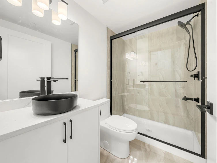3483 Adanac Street, Vancouver, BC, V5K 4P4 - 34