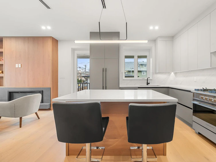 3483 Adanac Street, Vancouver, BC, V5K 4P4 - 14
