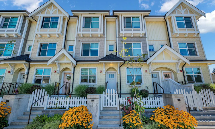 103-707 Robinson Street