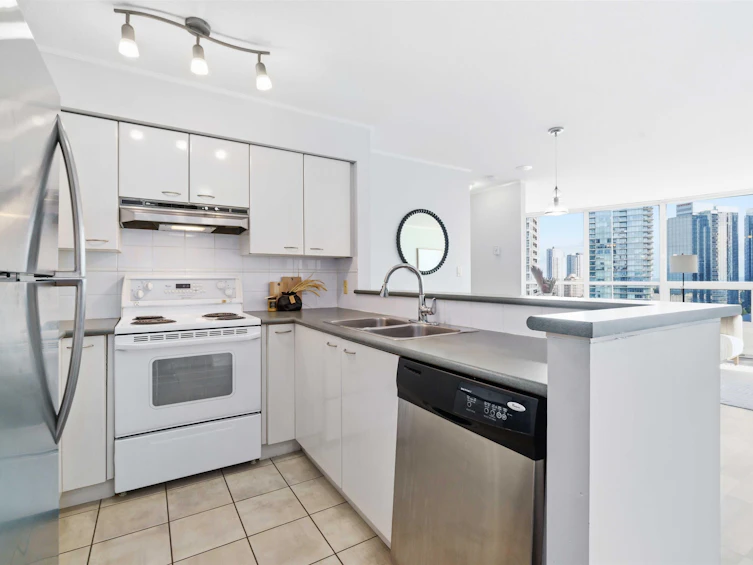 2508-6088 Willingdon Avenue, Burnaby, BC, V5H 4V2 - 8