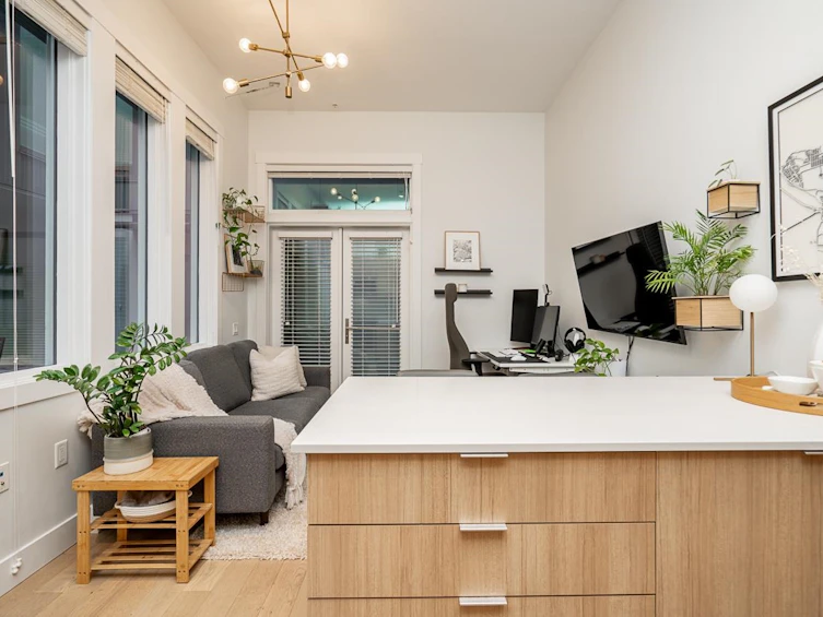 533 E 16 Avenue, Vancouver, BC, V5T 2V1 - 3