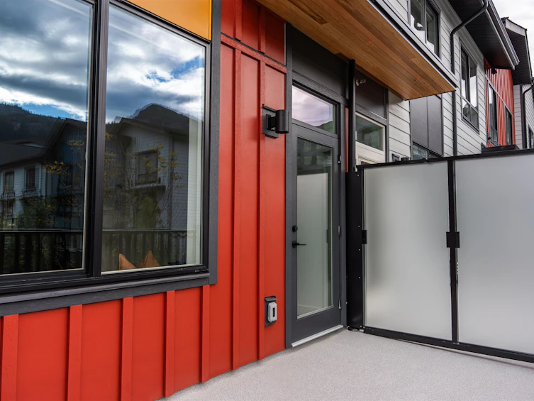 38071 Helm Way, Squamish, BC, V8B 1A8 - 29