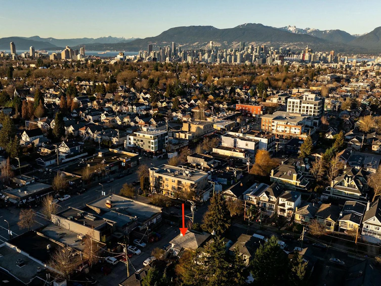 228 E 26th Avenue, Vancouver, BC, V5V 2H3 - 38