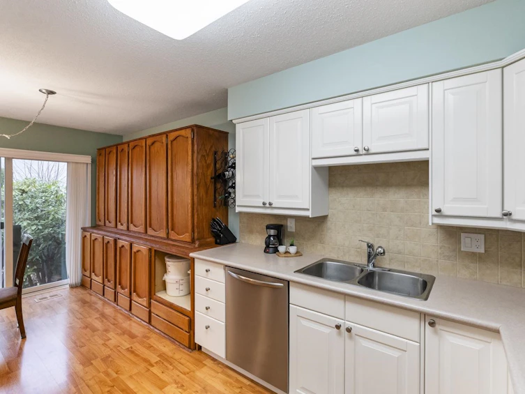 4-32925 George Ferguson Way, Abbotsford, BC, V2S 6Z9 - 10