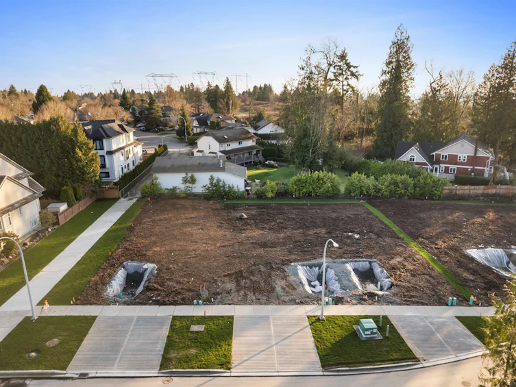 18086 66 Avenue, Surrey, BC, V3S 9A2 - 2