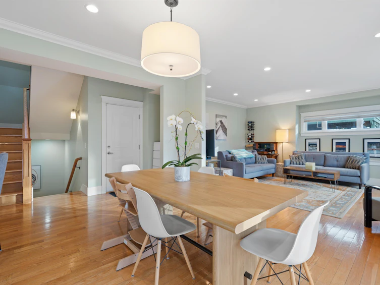335 E 8th Street, North Vancouver, BC, V7L 1Z2 - 4