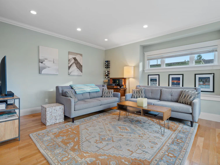 335 E 8th Street, North Vancouver, BC, V7L 1Z2 - 7