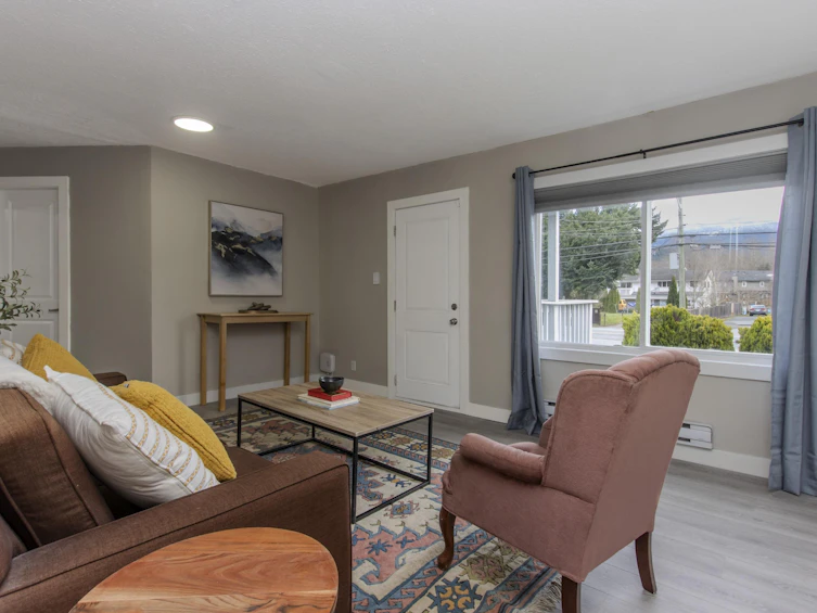 39727 Government Road, Squamish, BC, V8B 0A2 - 5