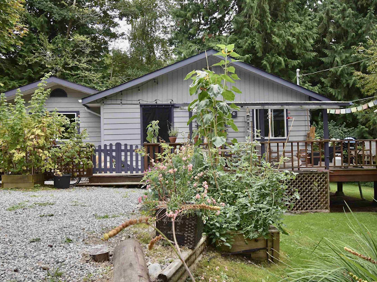 776 Geddes Road, Roberts Creek, BC, V0N 2W6 - 2