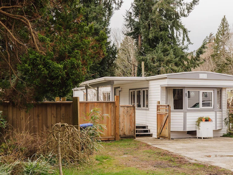 1-4514 Sunshine Coast Highway, Sechelt, BC, V7Z 0G9 - 3