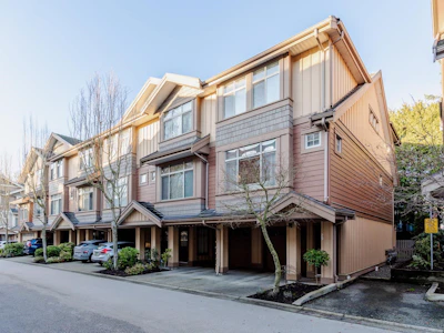 29-15151 34 Avenue - 2