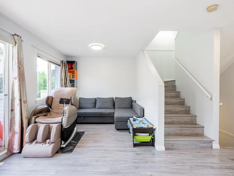 9-22728 Norton Court, Richmond, BC, V6V 2W7 - 10