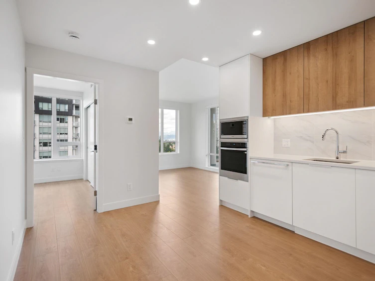 1009-13387 Old Yale Road, Surrey, BC, V3T 0V6 - 2