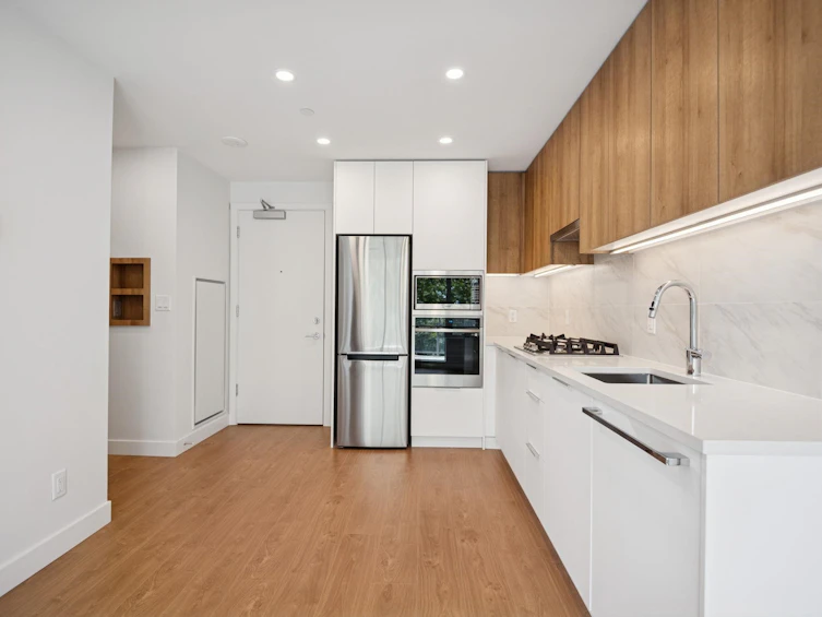 303-13387 Old Yale Road, Surrey, BC, V3T 0V6 - 8