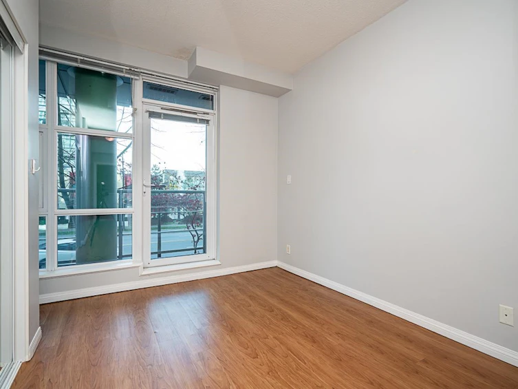 TH6-168 E Esplanade Avenue, North Vancouver, BC, V7L 4X8 - 13