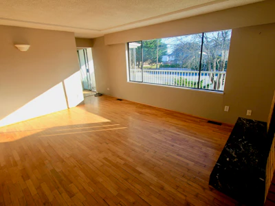 4751 4771 Steveston Highway - 3