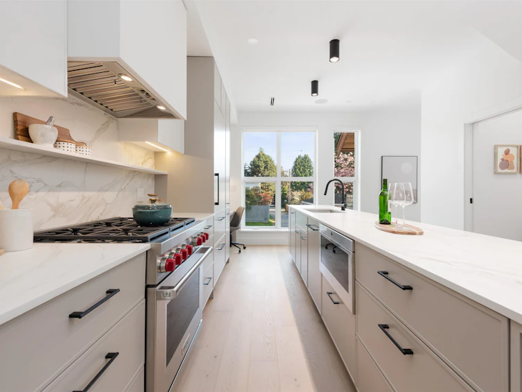 1489 W 52nd Avenue, Vancouver, BC, V6P 1H9 - 4